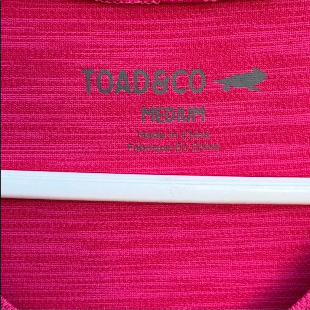 EUC Toad&Co Tomboy Dress Fuchsia
Size Medium - Image 3