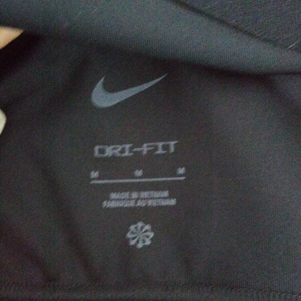 Nike Air Swoosh Women's Medium-Support High-Neck Sports Bra Athletic Size M - Image 5