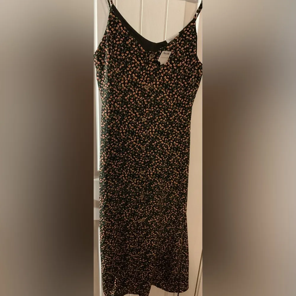 Sienna Sky Womens Dress Small Floral Pink Rose V Neck Adjustable Straps Lined - Image 4