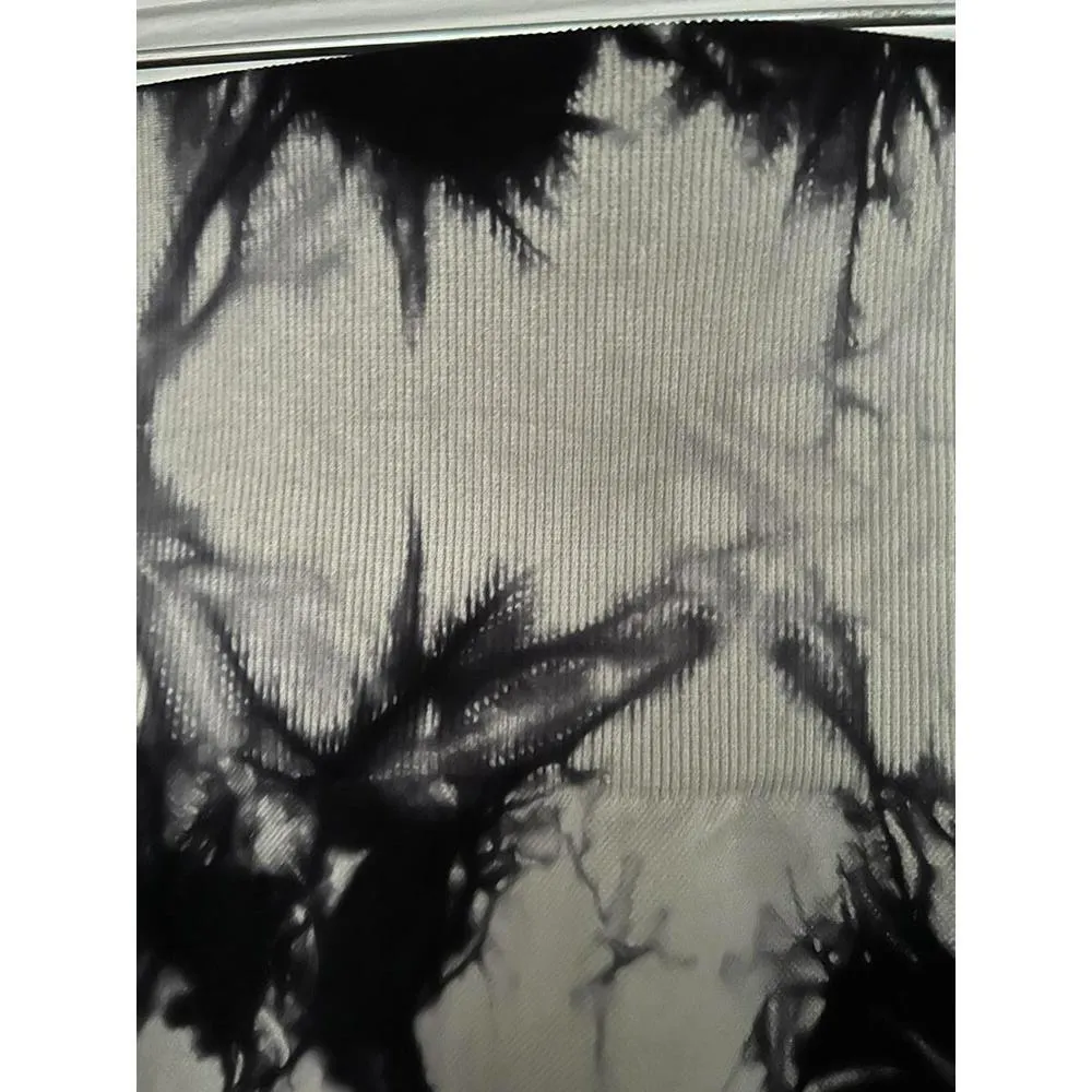 Trendy Black and Gray Tie - Image 4