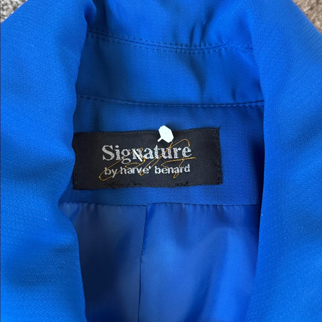 Signature by Harve Benard Two Piece Blue Skirt Suit Set SIZE 14W - Image 3