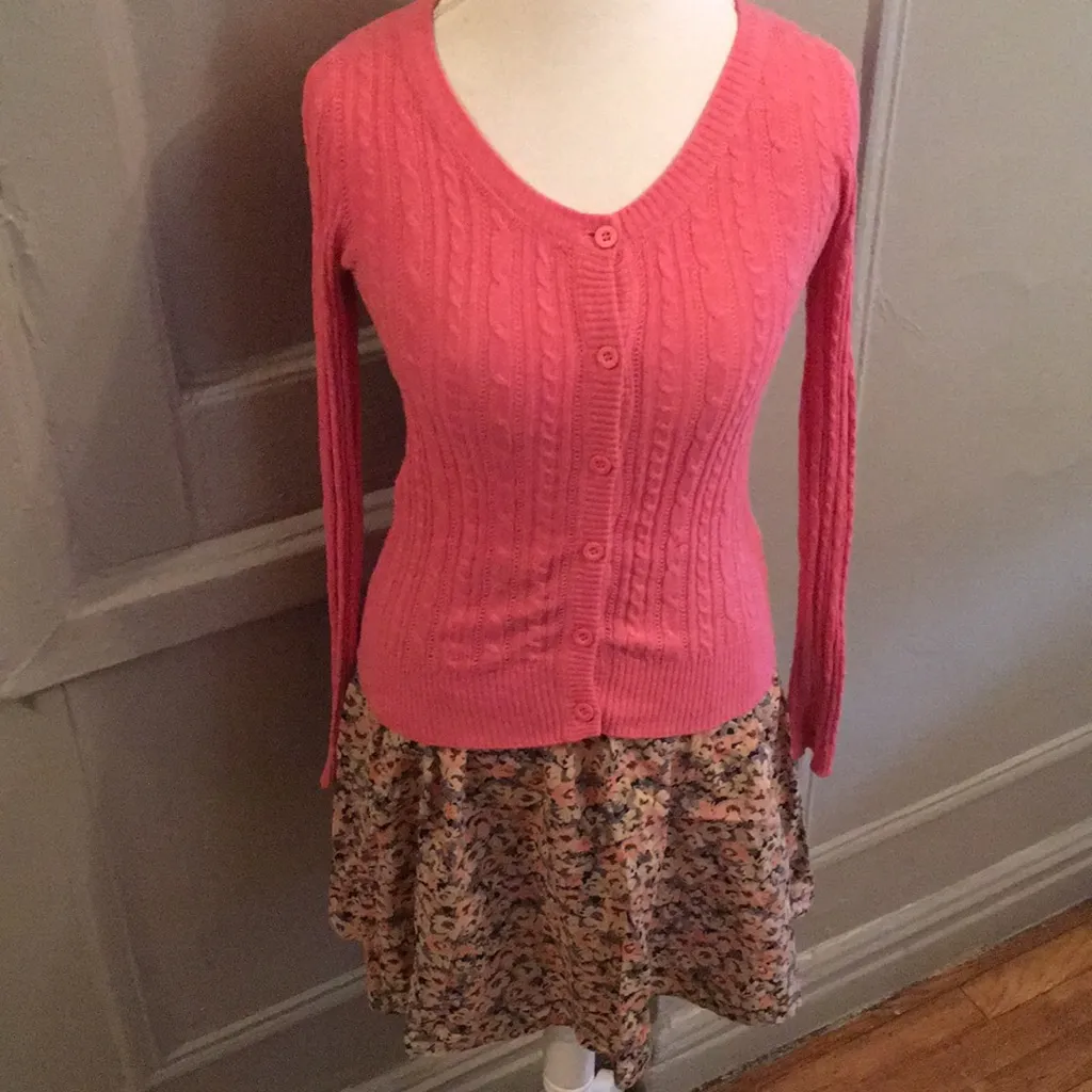 Heritage Cardigan Pink - Image 3