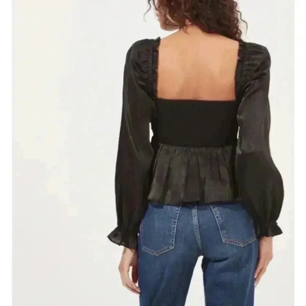 ASTR The Label Irene Top Blouse Black size Medium - Image 3