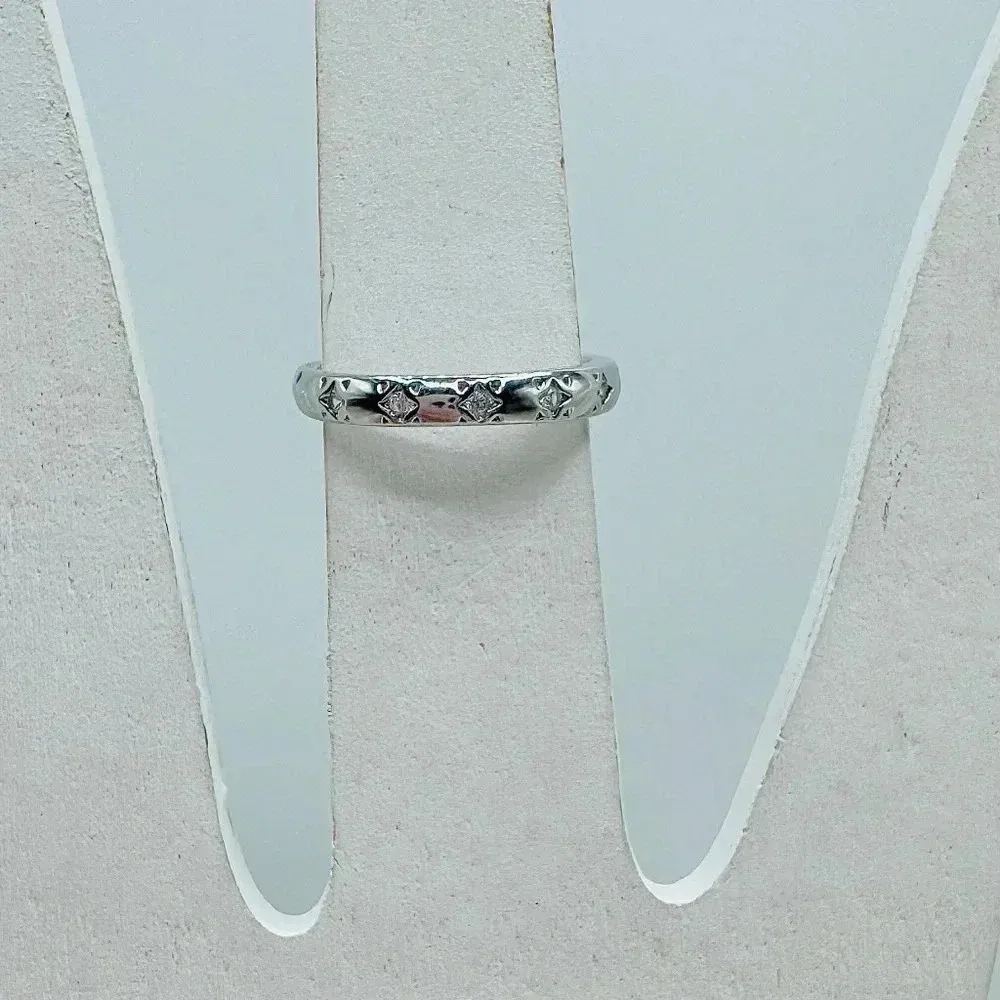 18K Silver Plated Star Rhinestones Stacking Band Ring in Silver - Image 2