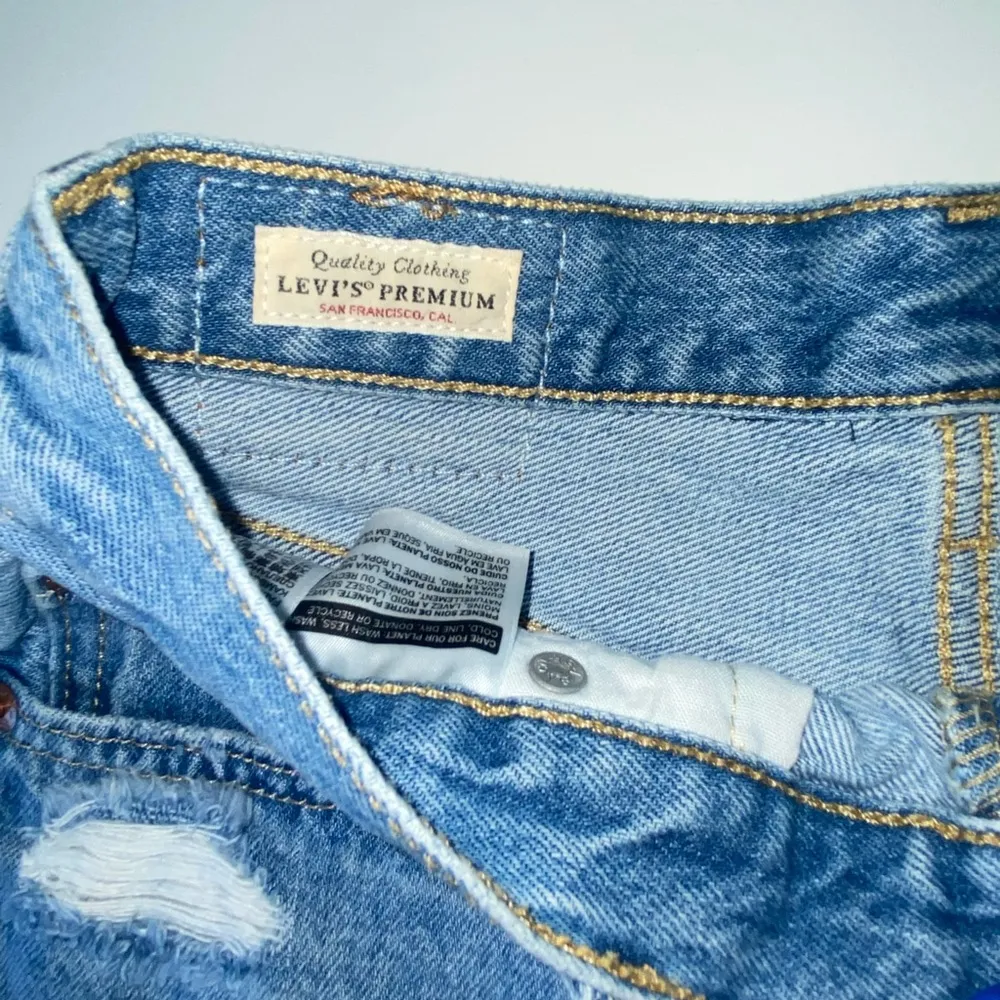 Levi’s Premium 501 Short - Image 3