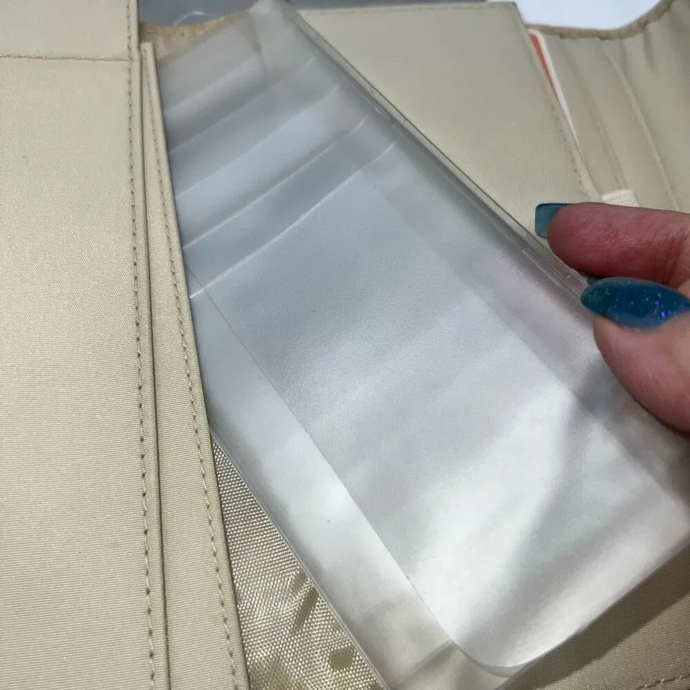 Relic Vintage Tooled Checkbook Wallet ***SEE PICS AND DESCRIPTION - Image 8