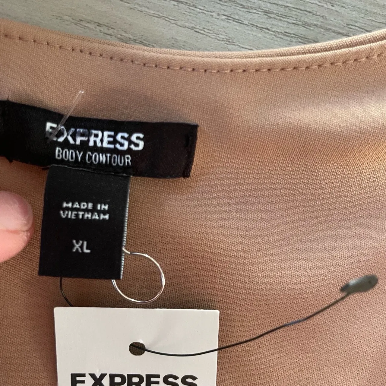 NWT Express‎ Nude Scoop Neck Body Contour Bodysuit Size XL - Image 4