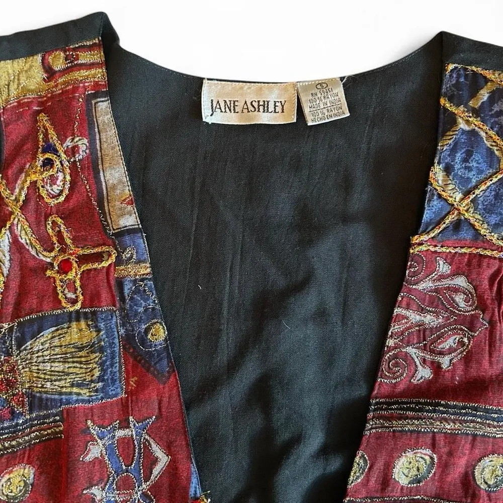 Vintage 80s Baroque Tapestry Vest - Boho Embroidered Gold Statement Piece (S) - Image 6
