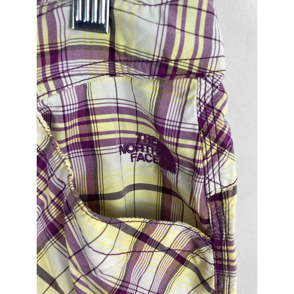North Face Plaid Outdoors Shorts Size 10 - Image 2
