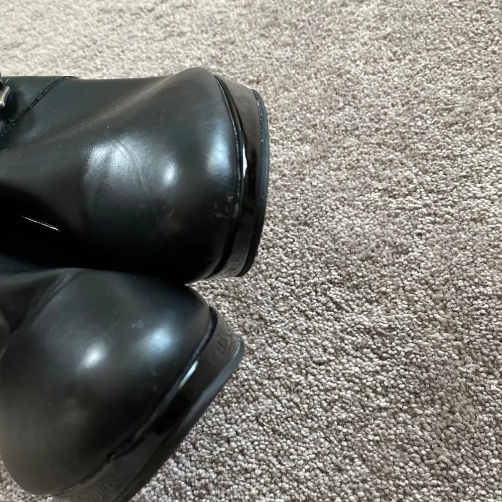 East 5th Black Buckle Heeled Ankle Boots SIZE 11 - Image 2