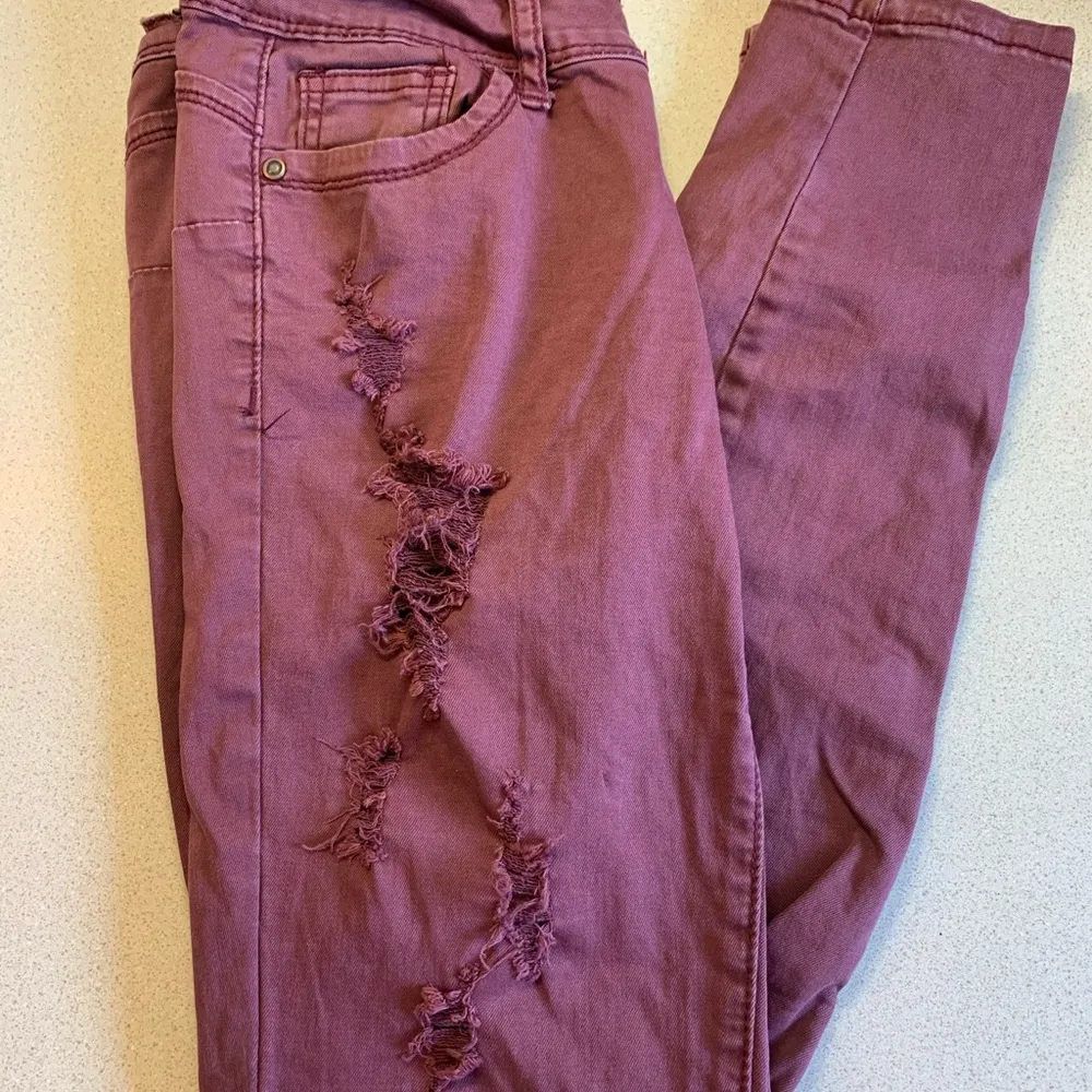 Cranberry colored Hot Kiss jeans - Image 3
