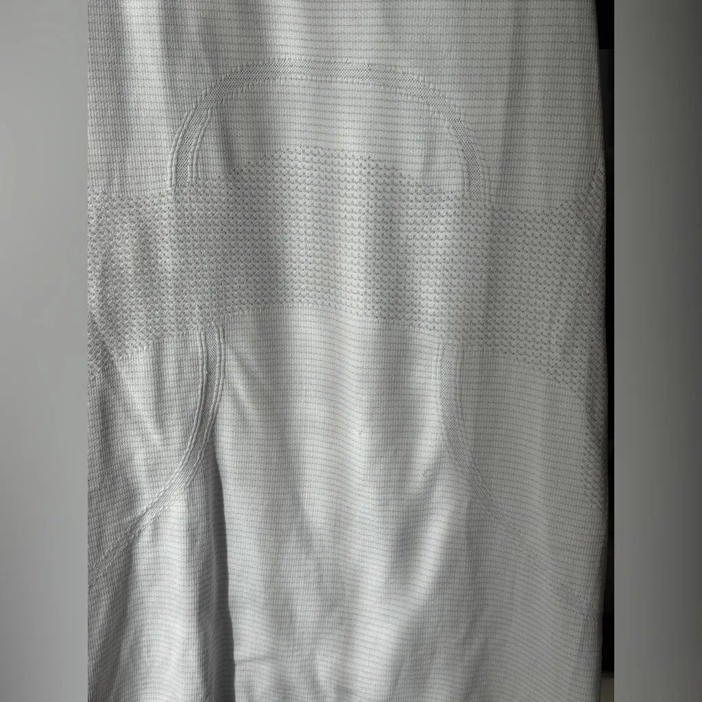 Lululemon Swiftly Tech Racerback tank top Heathered White workout sleeveless - Image 7