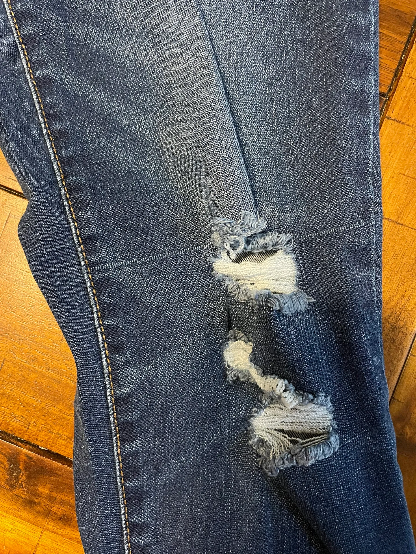 Old Navy Rockstar Jeans - Image 3