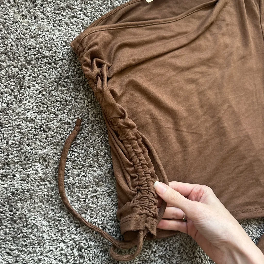 Heart & Hips Cocoa Asymmetrical Crop Top - Image 3