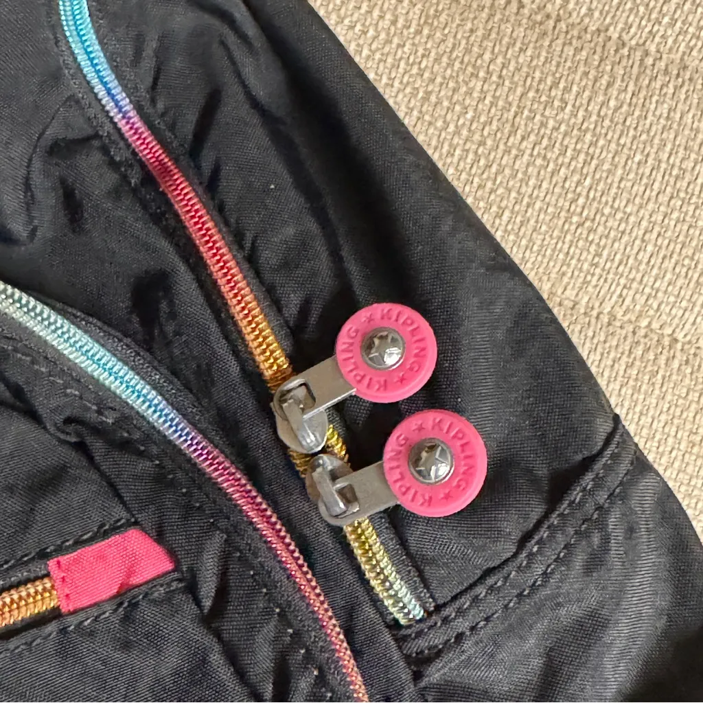 Kipling Seoul Large Printed 15" Laptop
Backpack Black Rainbow - Image 7