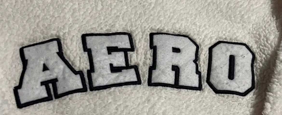 Womens large aero sweatshirt - Image 3