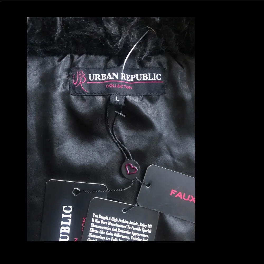 NWT Urban republic collection faux fur vest Sz L - Image 4