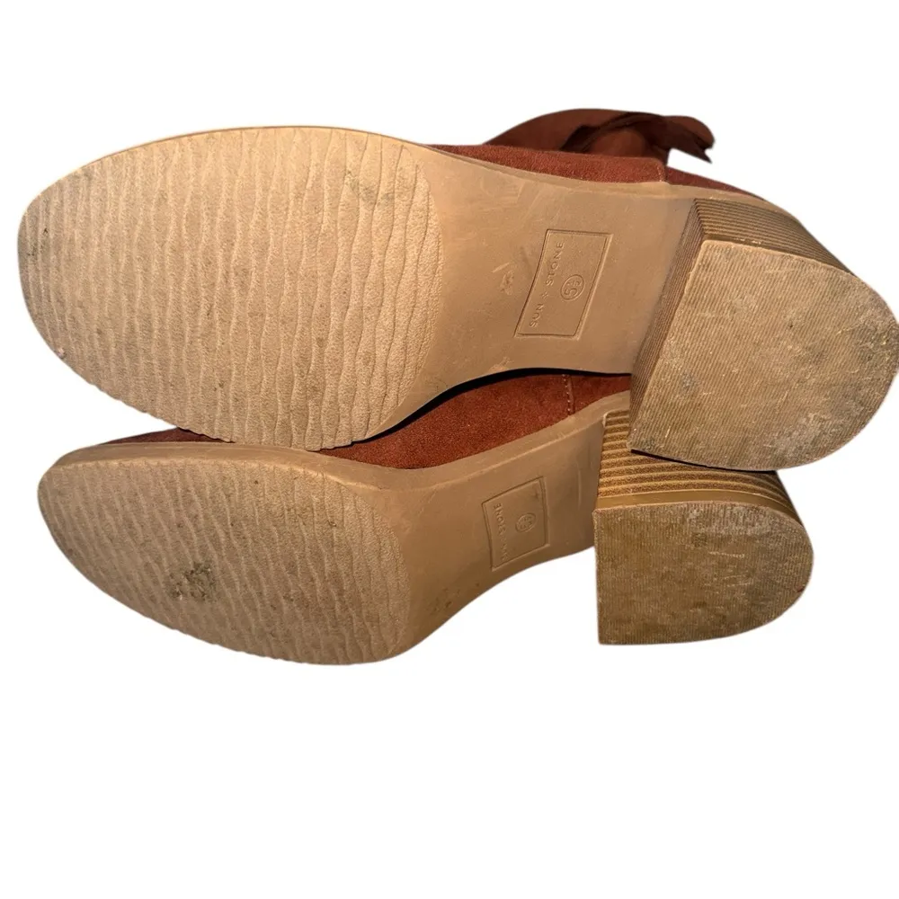 SUN STONE Brown Stretch Lyraa Round Toe Block Heel Zip - Image 4