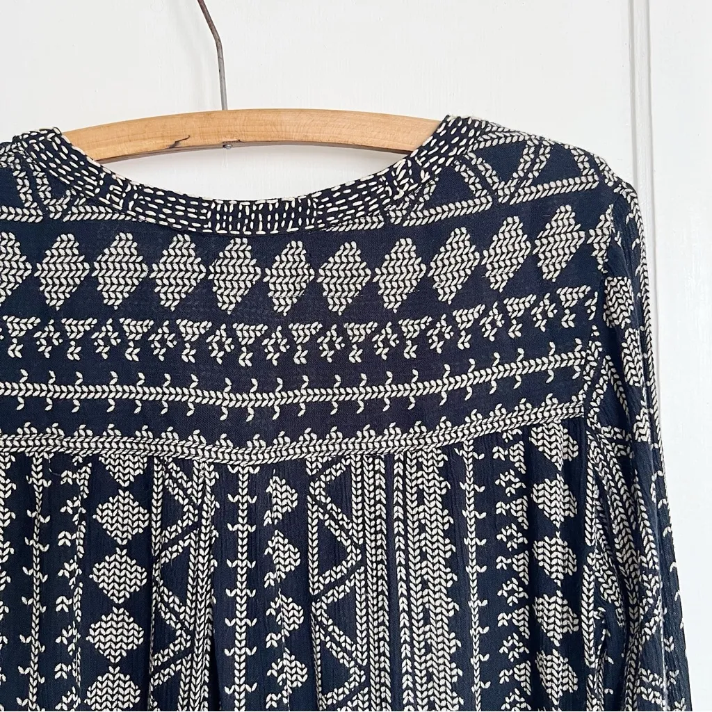 Velvet by Graham & Spencer • African Print Tunic Blouse black white embroidered - Image 9