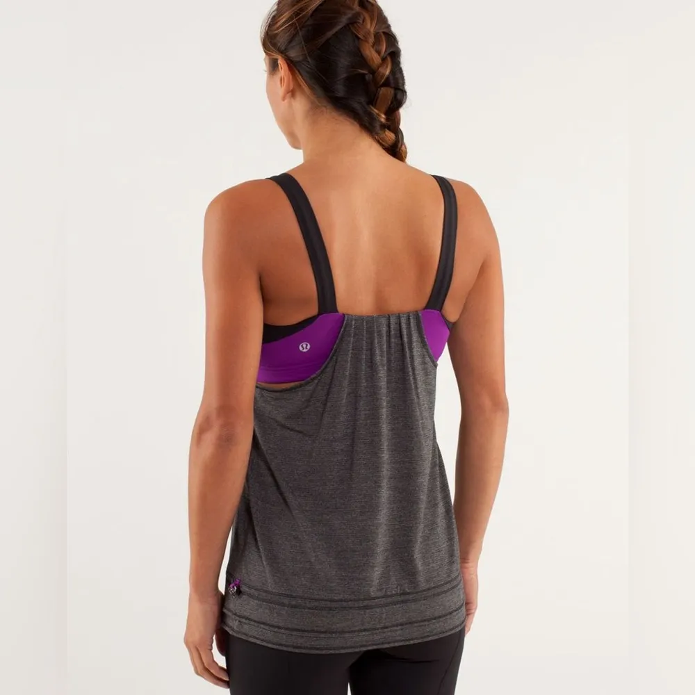 Women’s Lululemon Run: Back On Track Tank Top Black Tender Violet Grey 8 EUC - Image 5