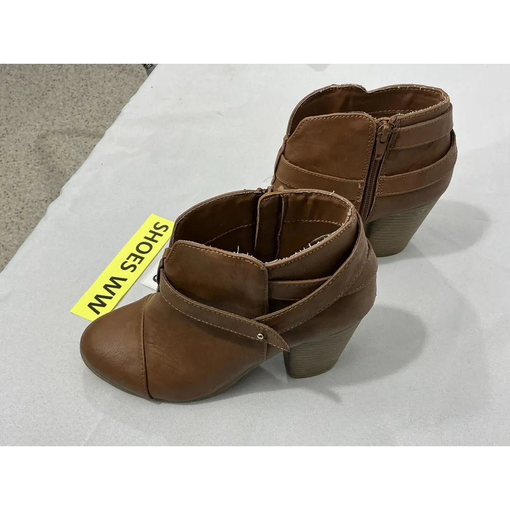Womans LC Lauren Conrad Bon Bon Cognac Size 7.5m Strappy Zip Block Heel Booties - Image 3