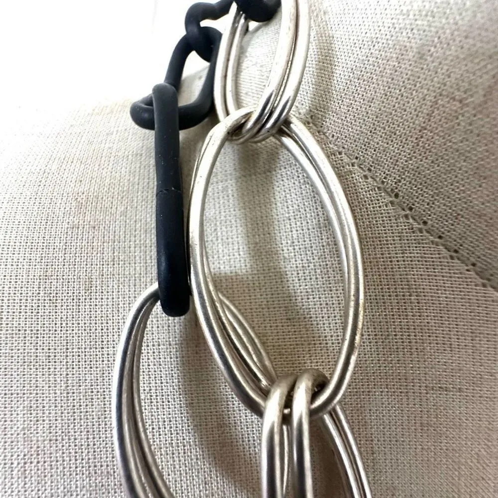 Chico's Centerstage navy and silver tone link necklace NWT - Image 5