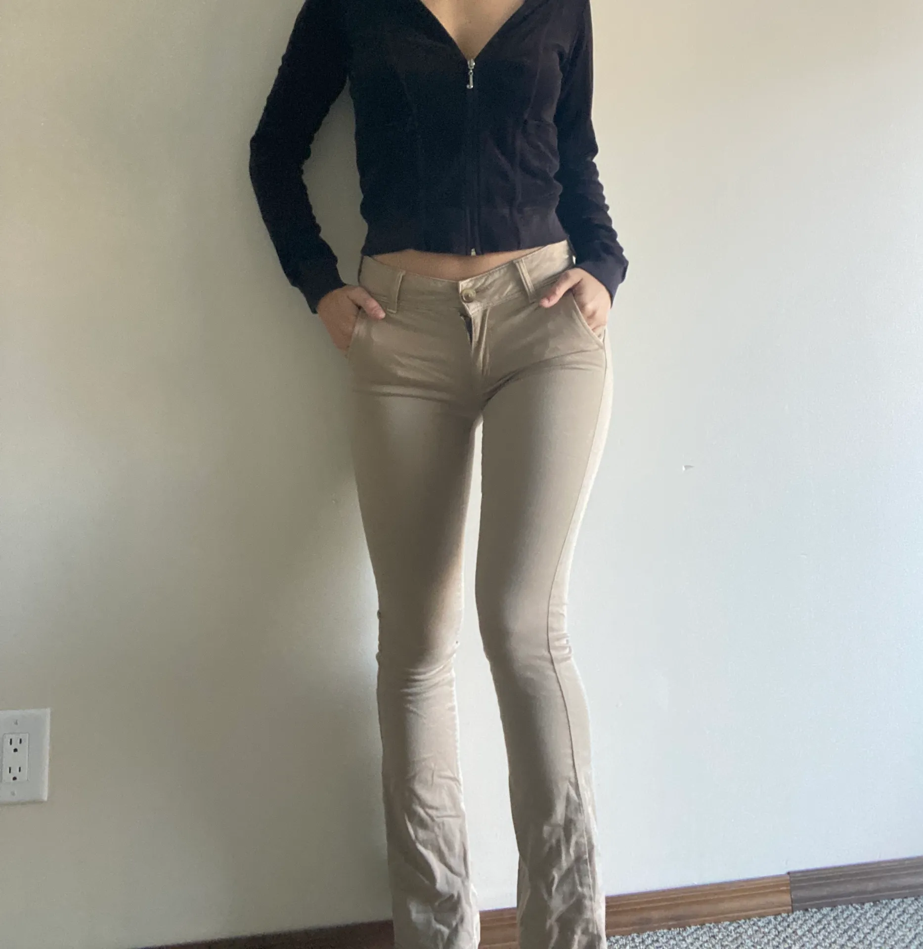 American Eagle Beige Bootcut Flare Jeans Size 2 - Image 3