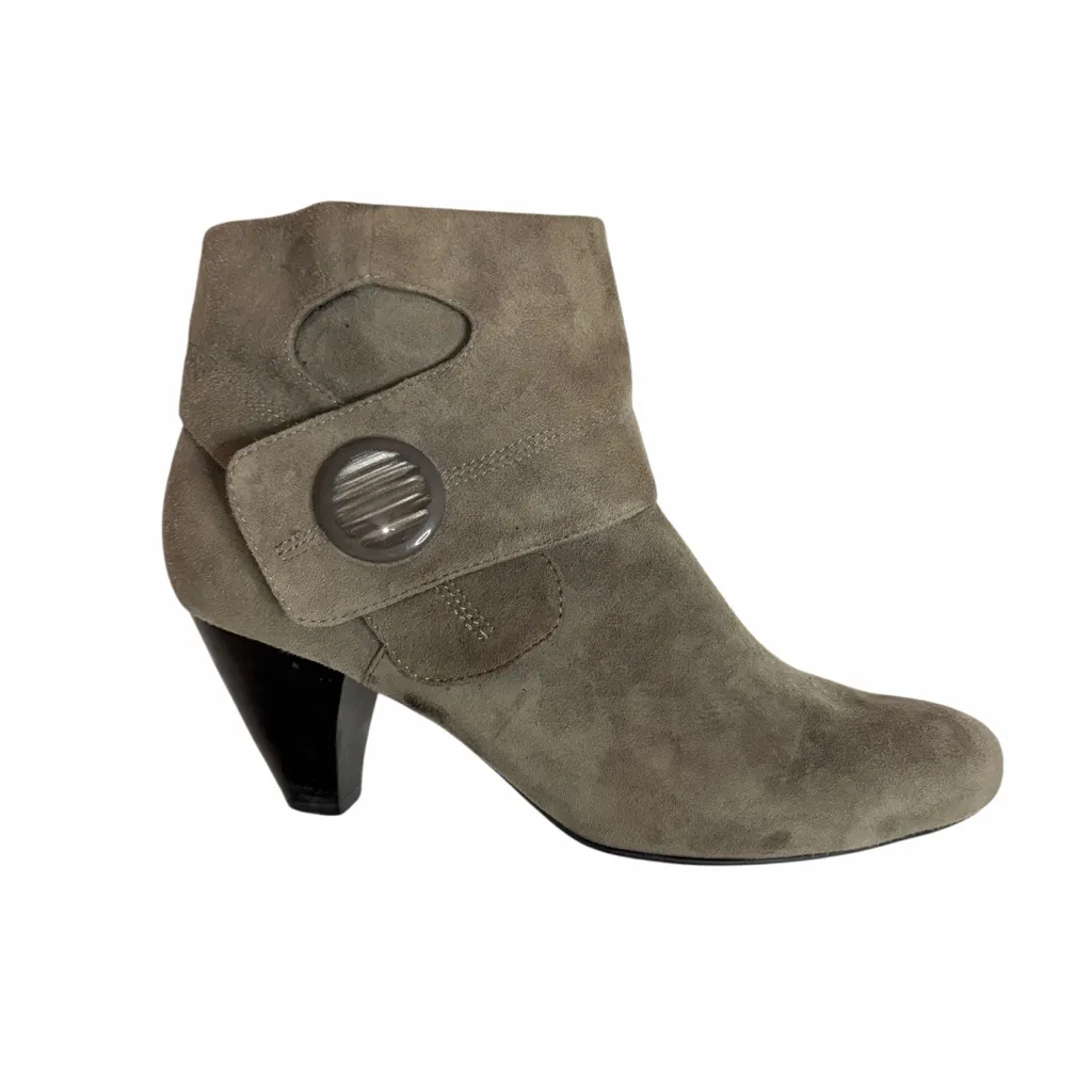 QUIPID* Gray Suede Ankle Boot with Button Detail, Size 8.5 - Image 2
