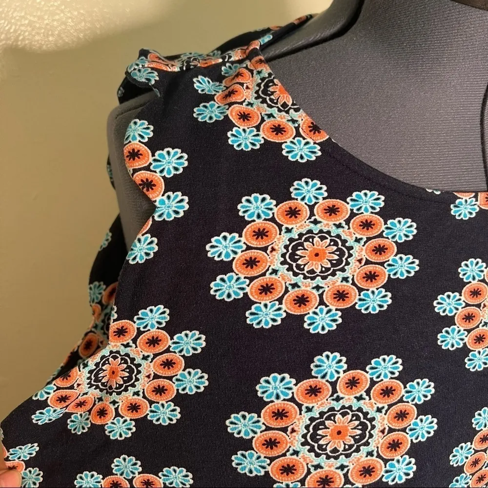 Crown & Ivy Blouse Navy Coral Floral Scallop Hem - Image 5