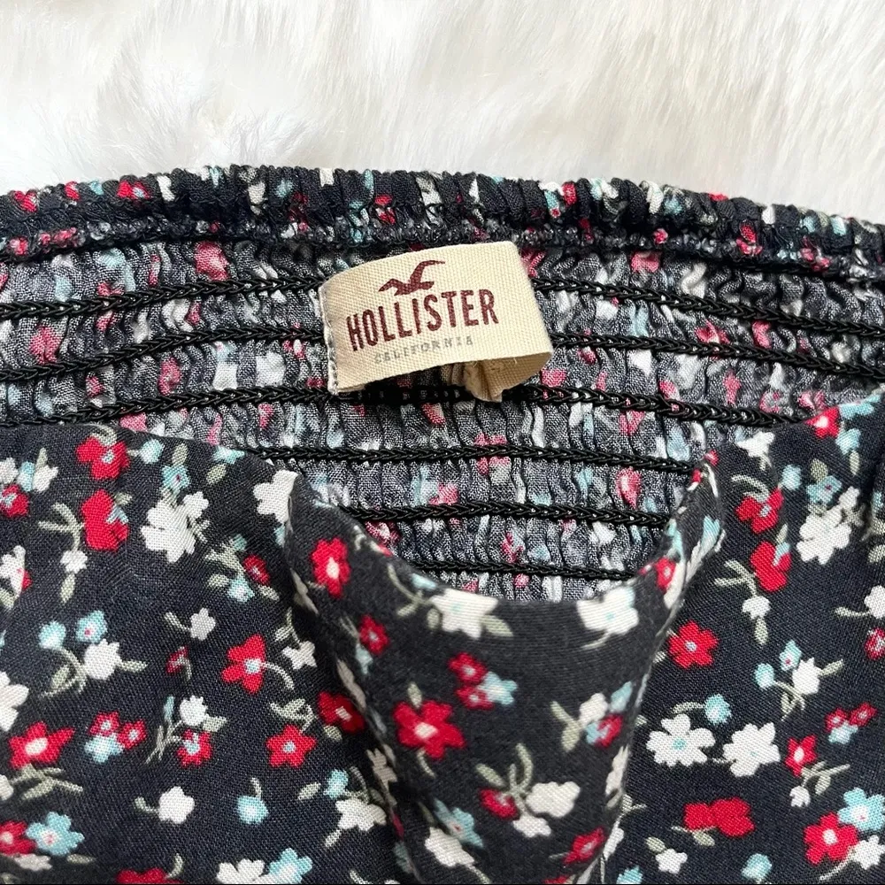 Hollister Navy and Red Mini Floral Strapless Dress - Image 5