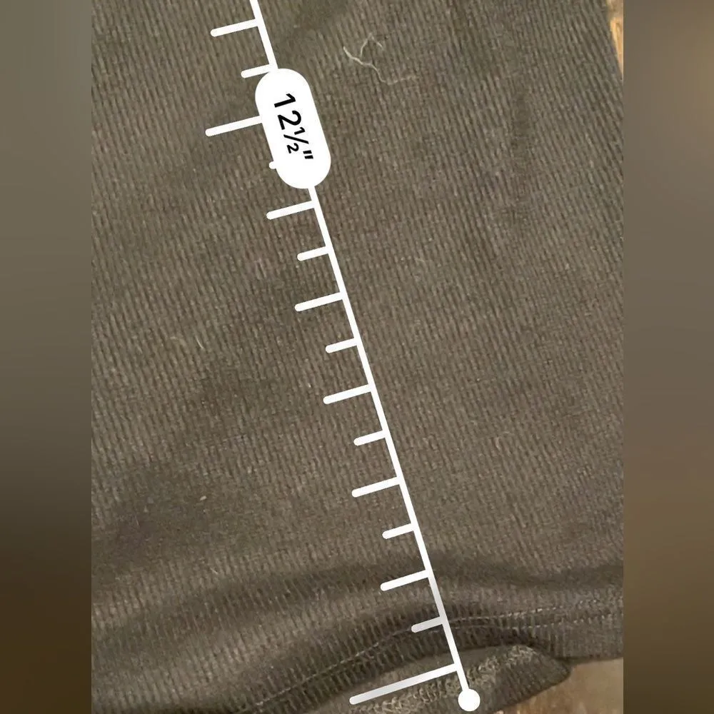 Live in the Moment BLACK RIBBED OFF THE SHOULDER BUTTON FRONT CROPPED TOP IN SIZE LARGE - Image 10