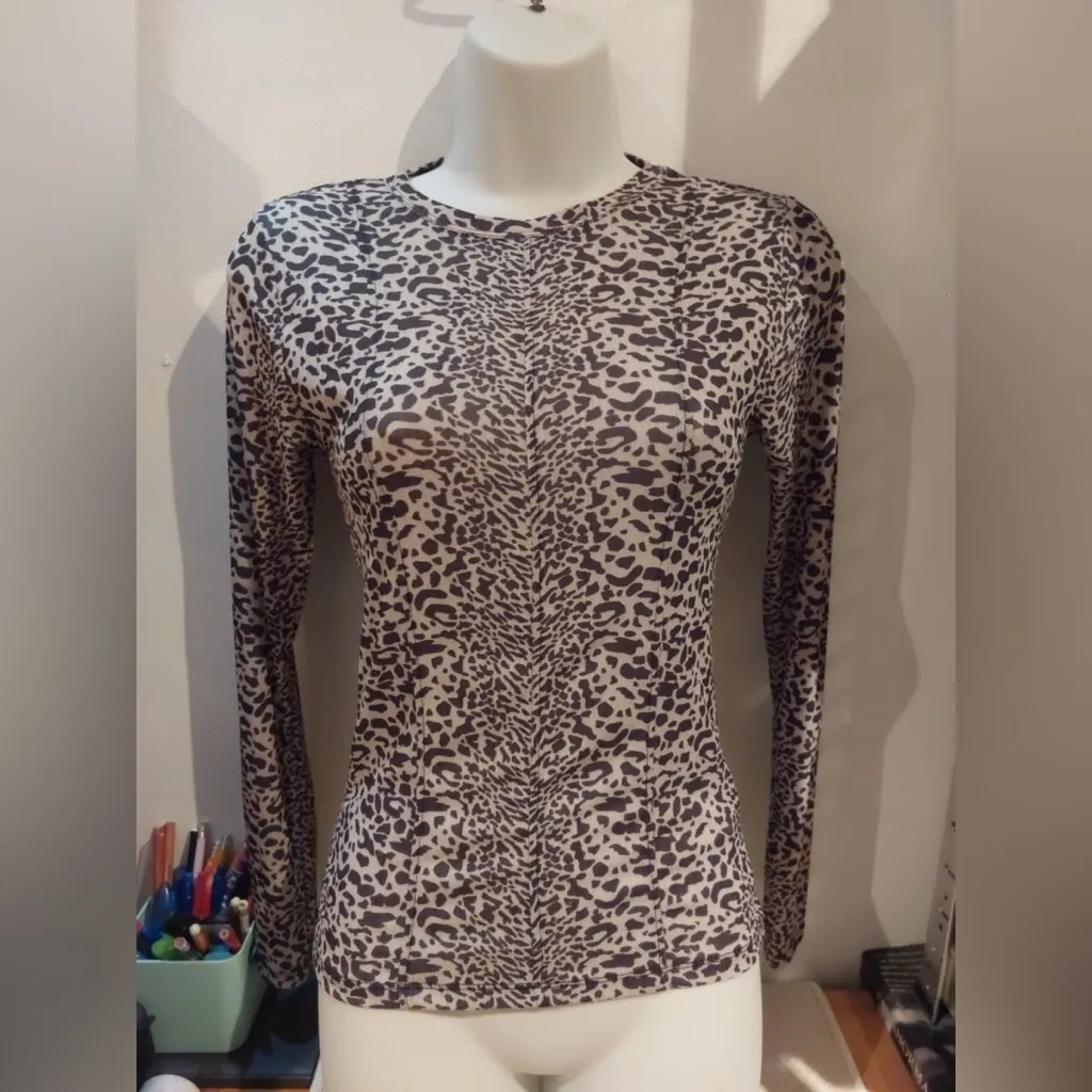 Topshop Leopard Print Long Sleeve Top - Image 3
