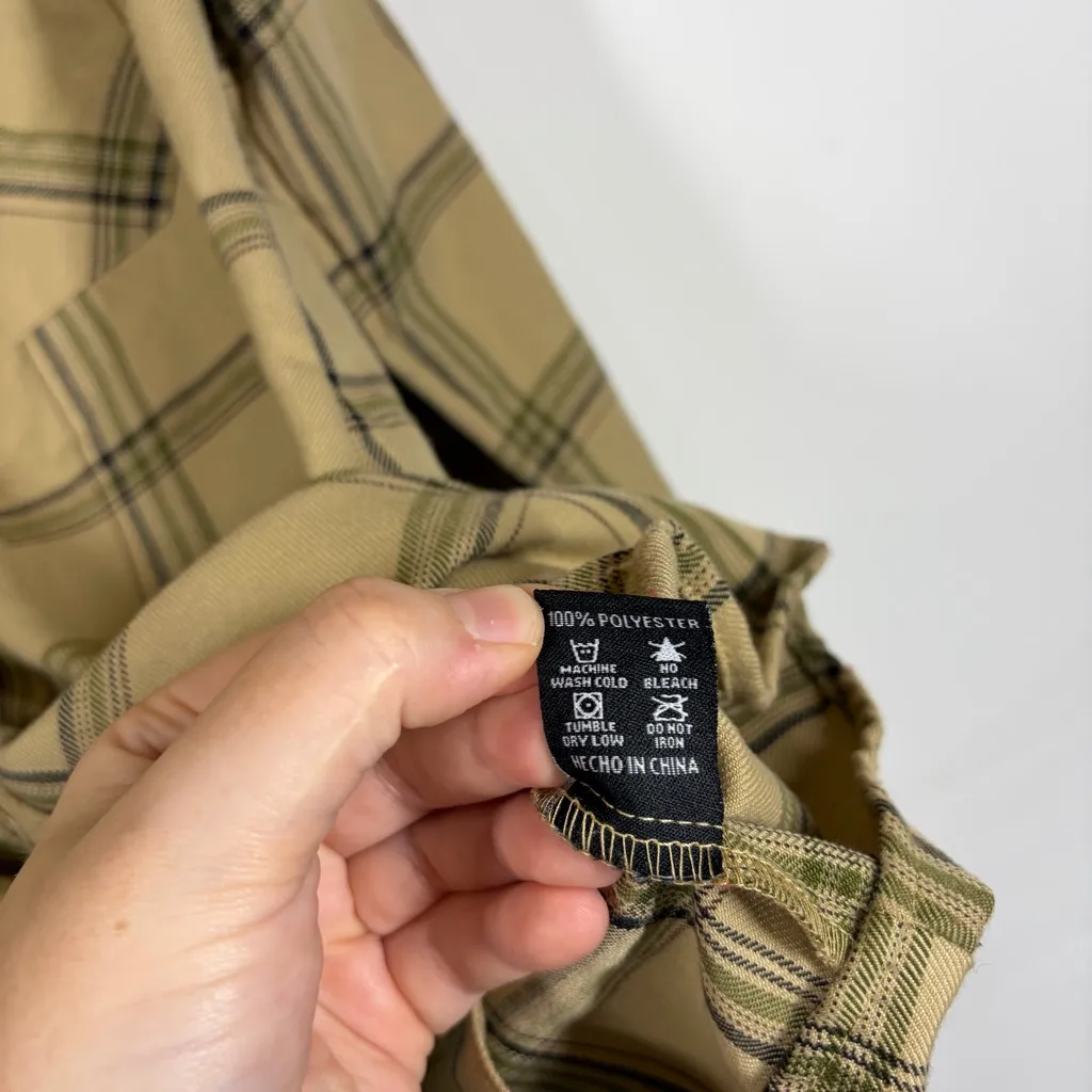 DIXXON Women’s Covert Flannel Size Medium Tan - Image 6