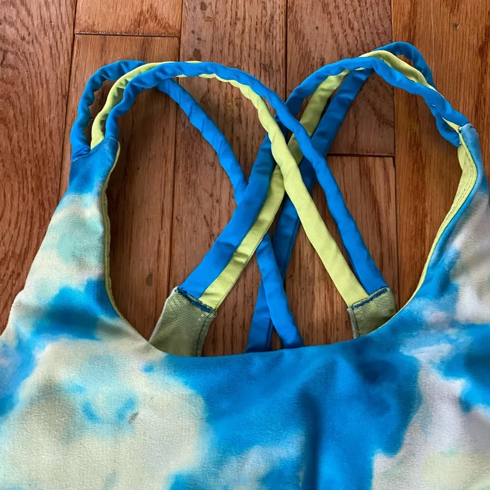 blue white and lime green crossback racerback tie dye sports bra Size XS - Image 2