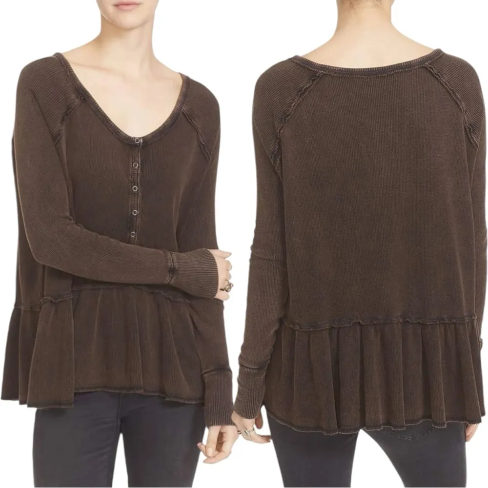 Free People Grunge Henley Thermal Ruffle Peplum Tee Washed Dark Brown Raw Hems M - Image 5