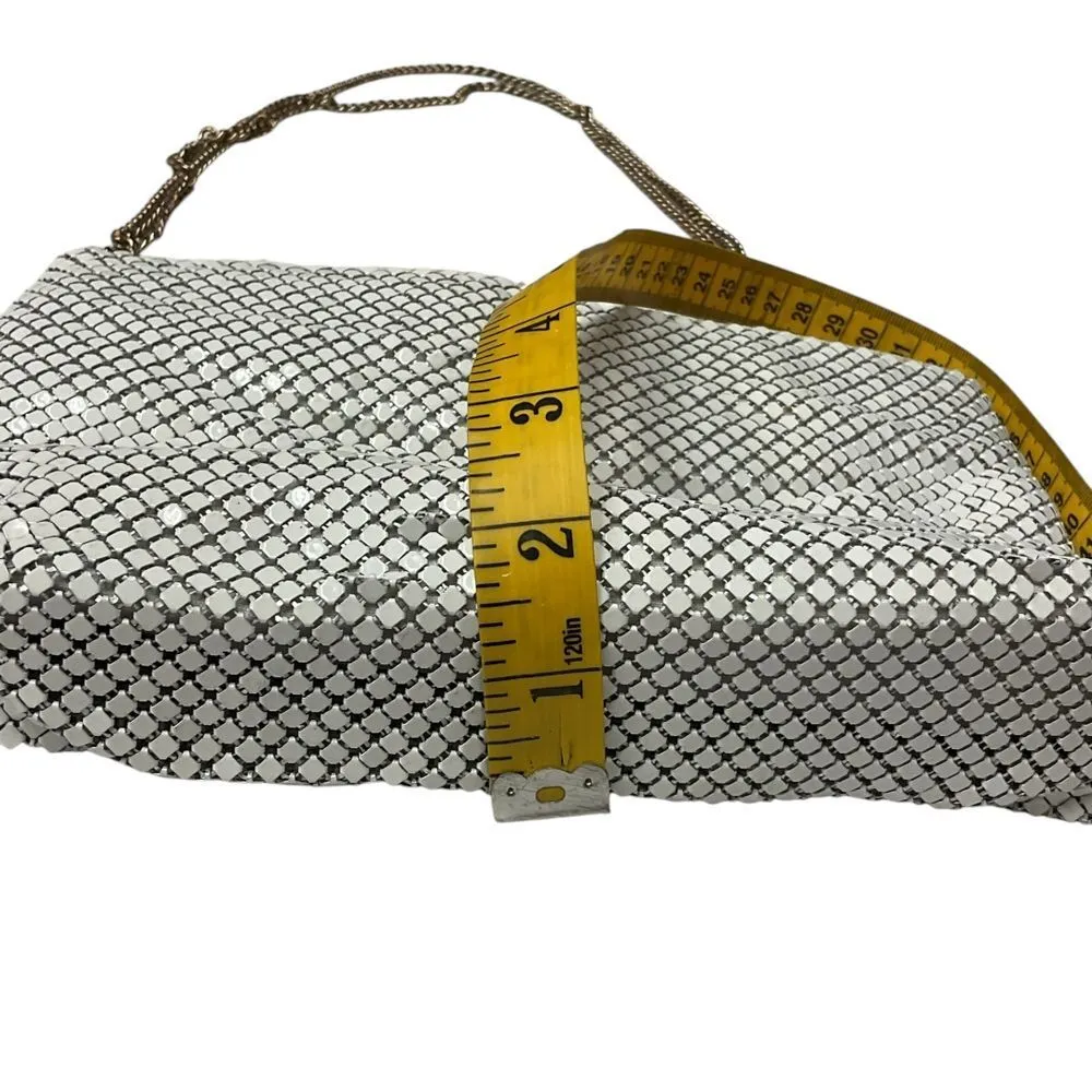 Vintage Whiting and Davis Metallic Metal Mesh Evening Bag Purse Gold Chain Strap - Image 9