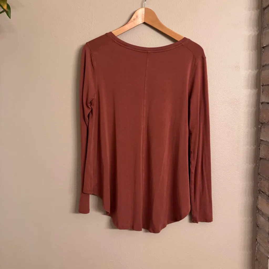 LULULEMON Up for‎ Down Time Tee - Image 4