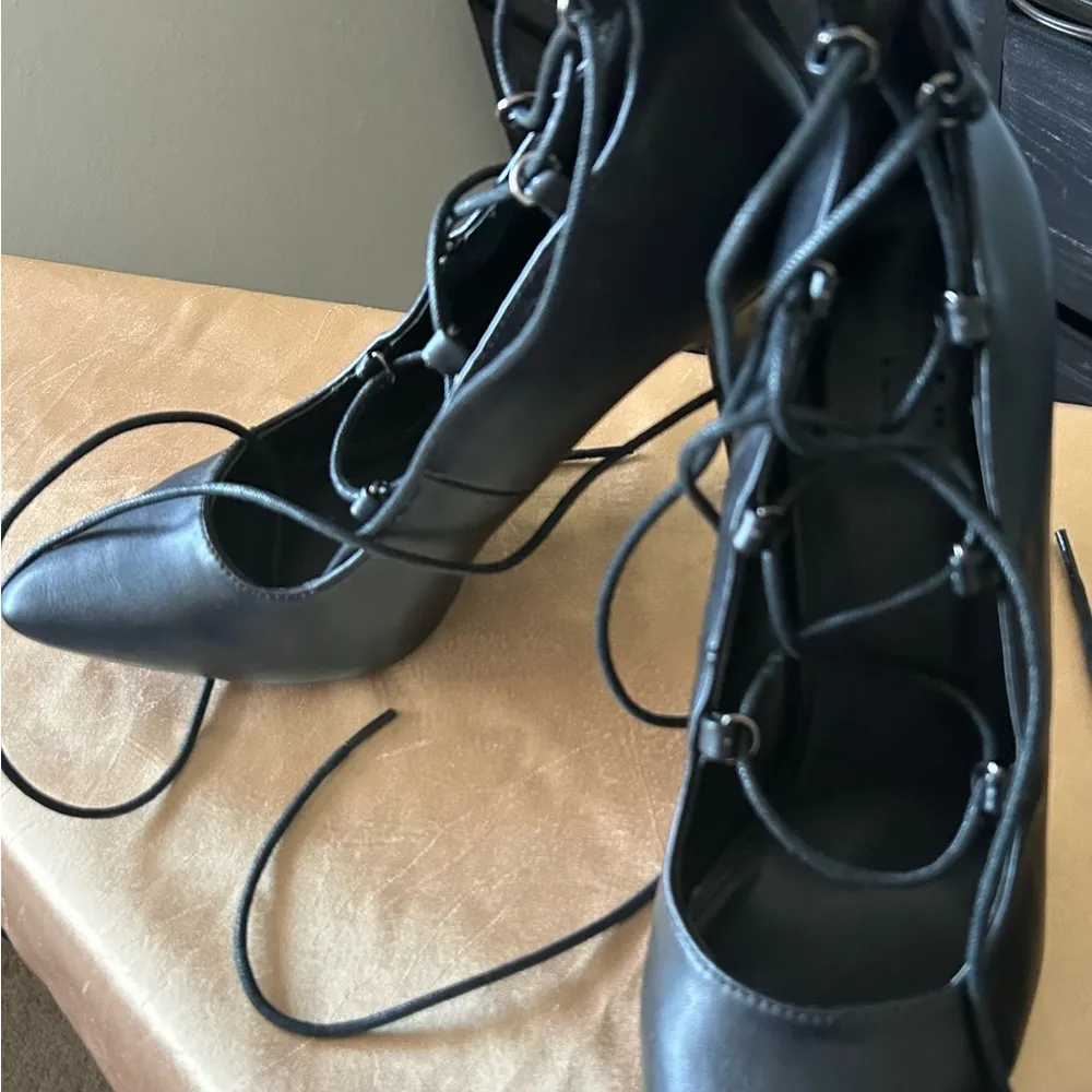 Stiletto Heels with Ankle Boot Design sleek sexy-Charlotte russe-Regina size 10 - Image 3