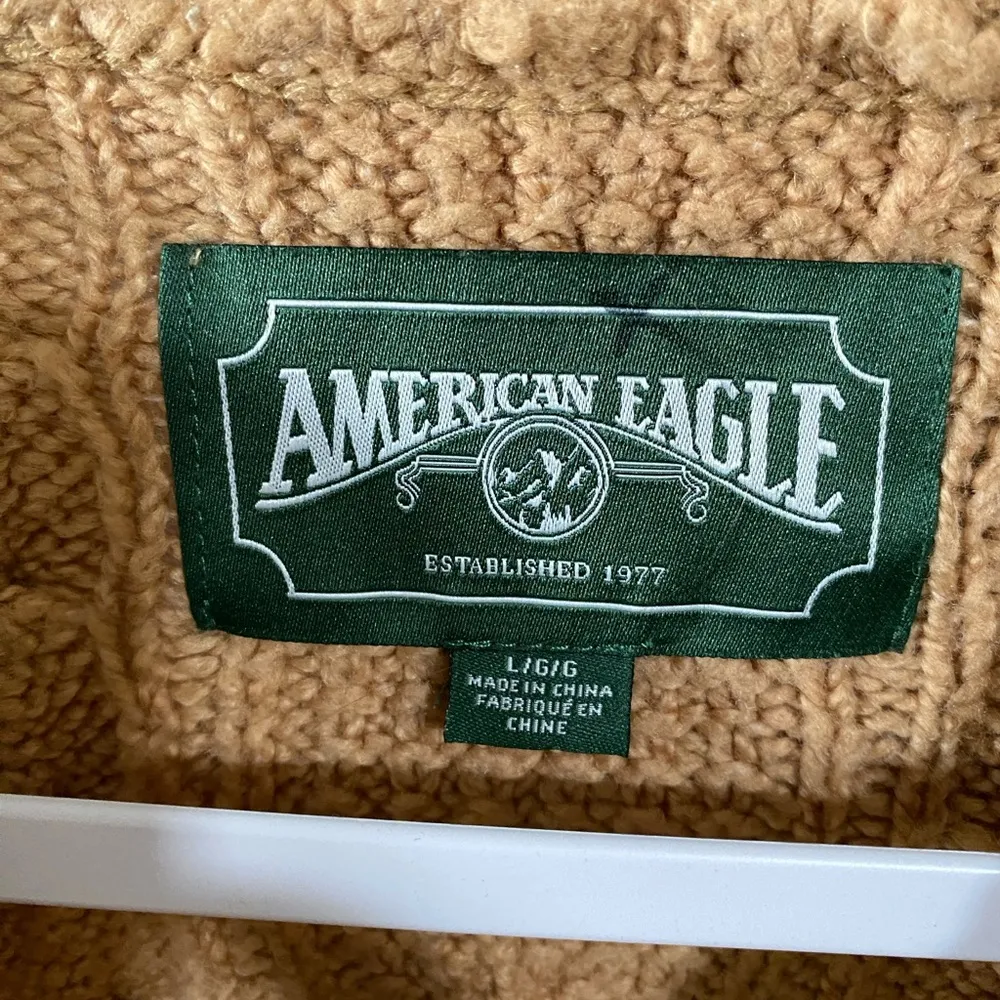 AE Heritage Cozy Sweater in Tan with White Stripes Crop Length Size Large - Image 4