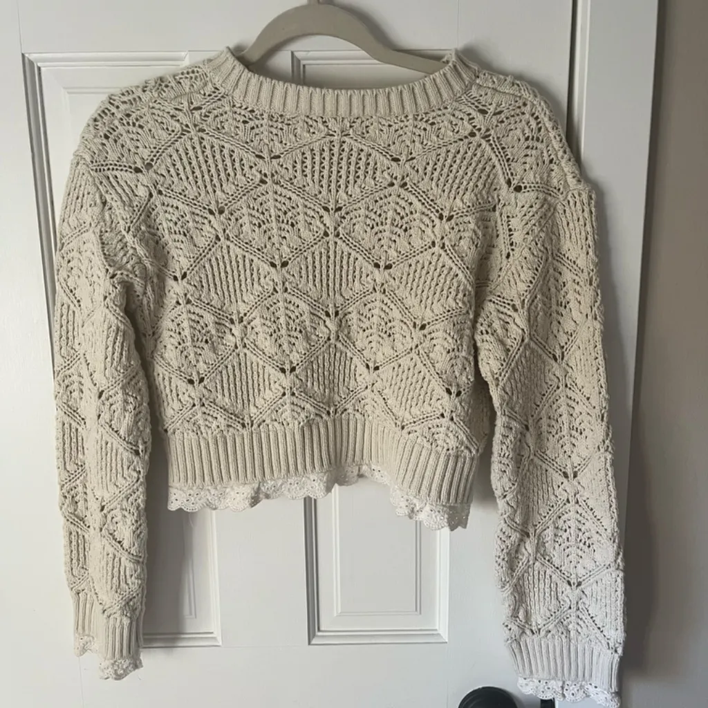 Zara Off- White Sweater - Image 3