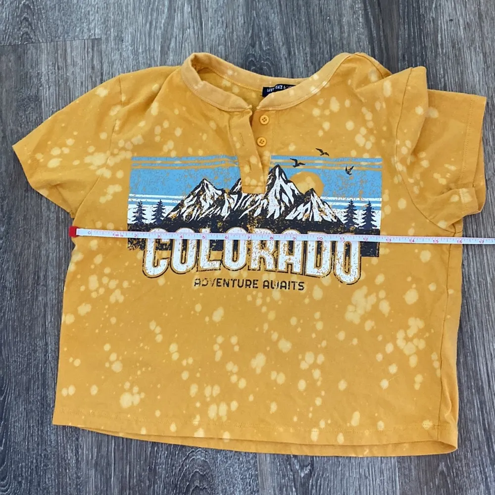Colorado cropped graphic tee mountains travel destination yellow small - Image 8