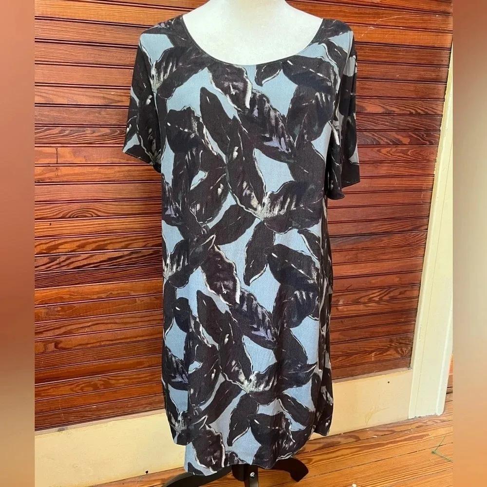 Aritzia Wilfred Free Teigen Shirt Dress Leaf Print Short Sleeve Size M - Image 2