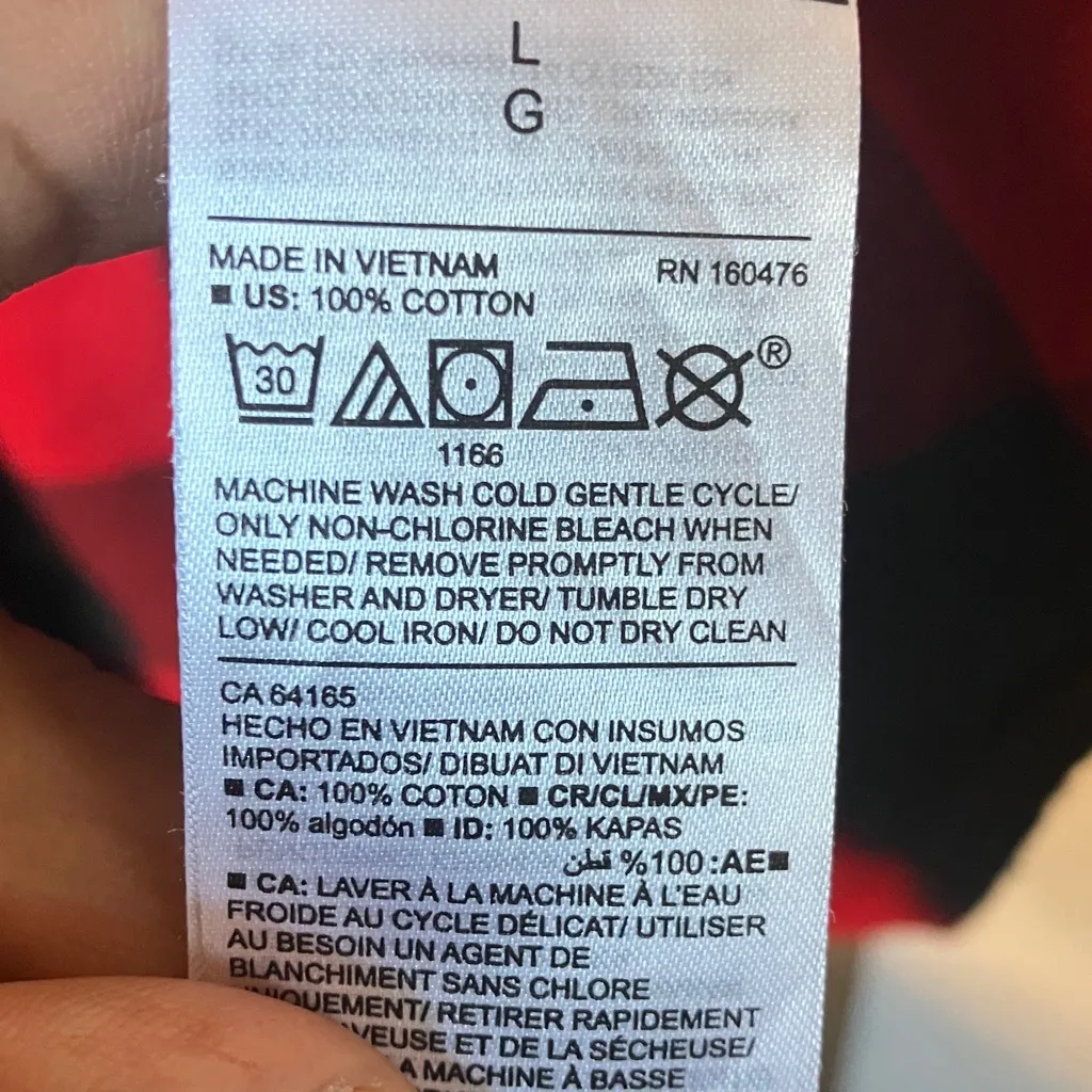 Old Navy Red Checkered watch plaid flannel Shirt large - Image 3