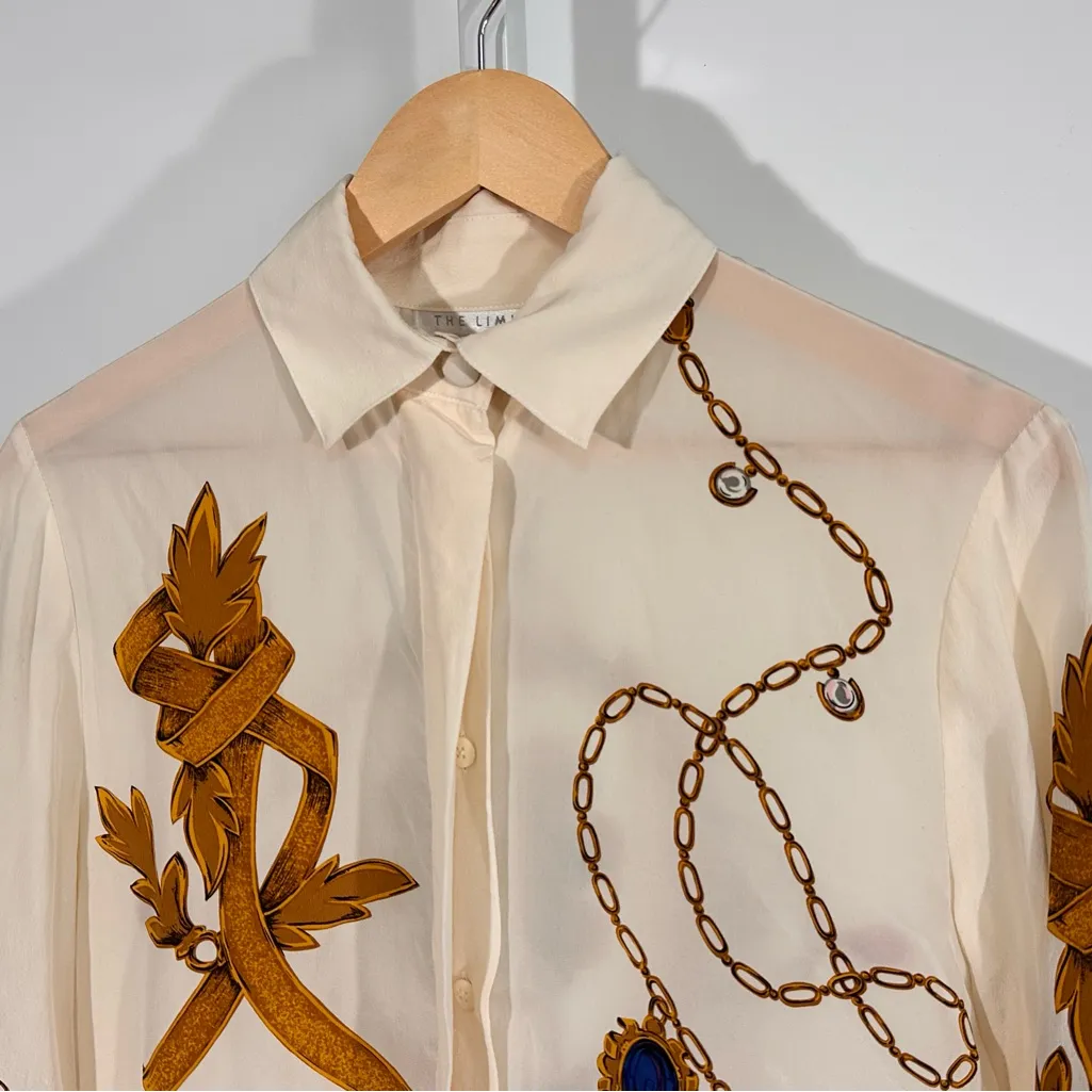 100% Silk Scarf-Print Blouse – Made in Korea (Vintage) the limited Gucci style - Image 2