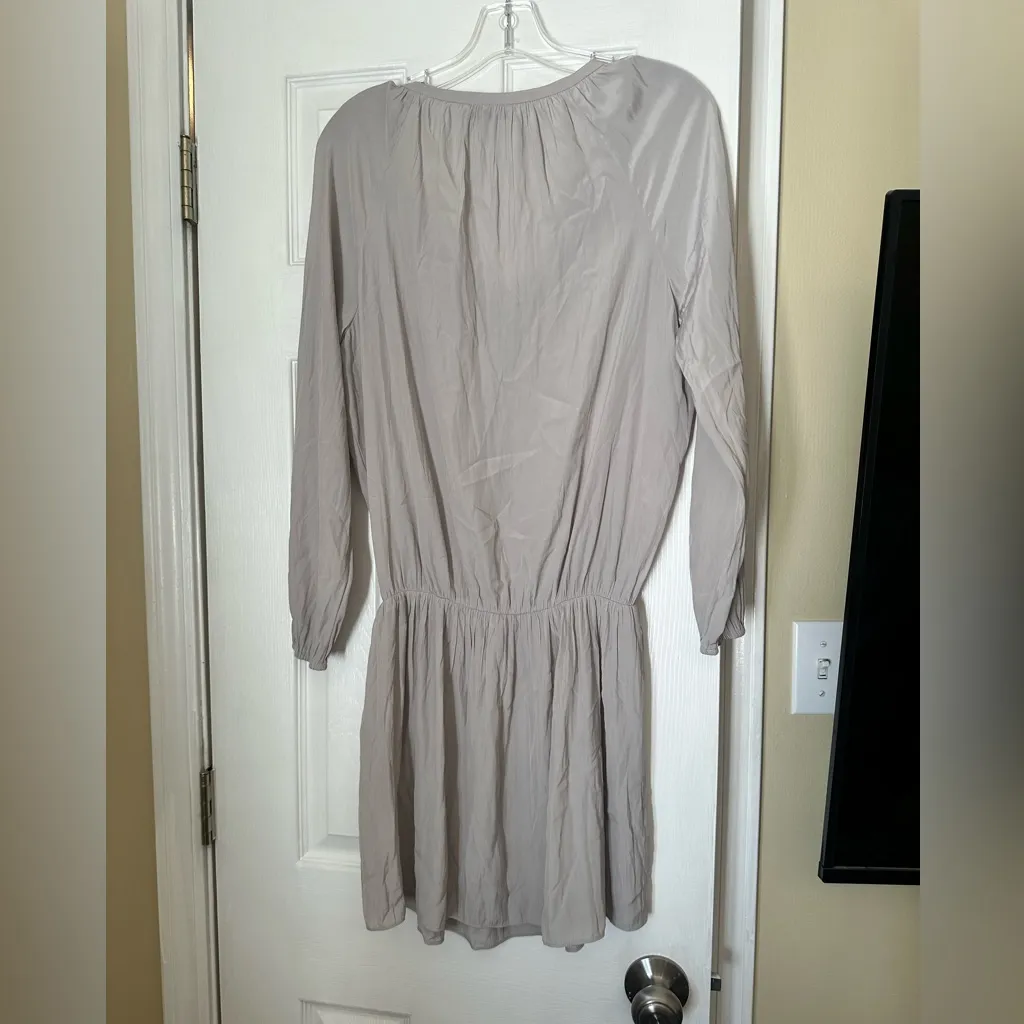 Ramy Brook ‘Alexandra’ gray lace front dress with sleeves from Revolve. Size XS - Image 5