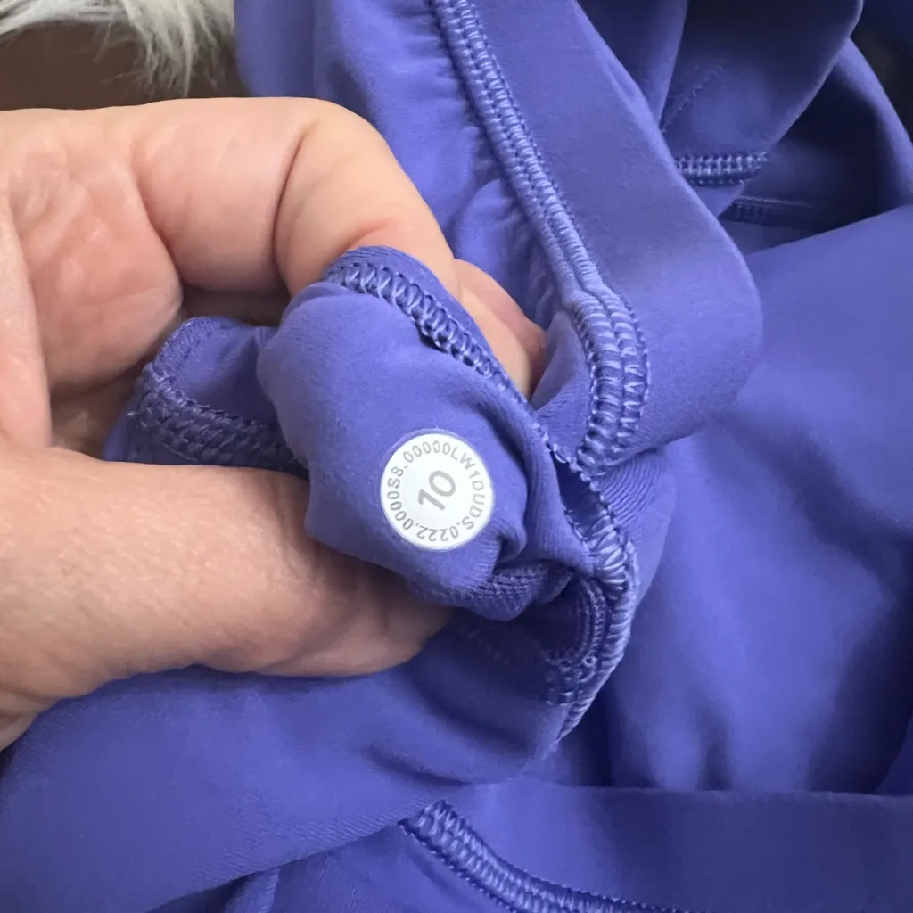 Lululemon Align Tank Top Size 10 Charge Indigo Crop Tight Fit - Image 4