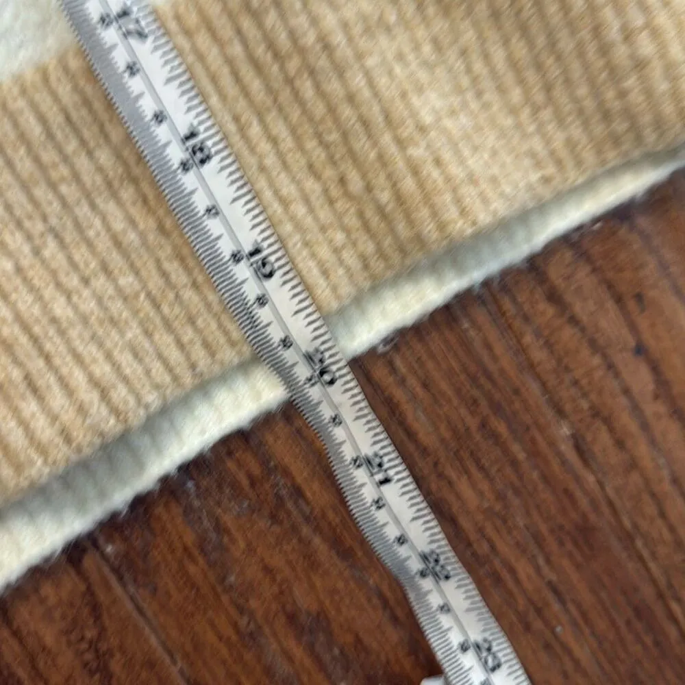 MNG Mango beige white checkered cropped sweater xs - Image 6