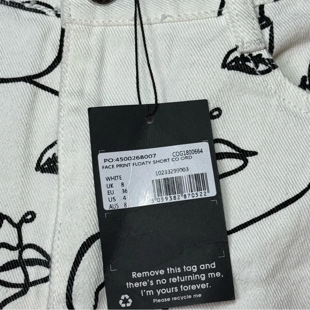 Missguided white denim shorts with a black abstract face line art print Size 4 - Image 2