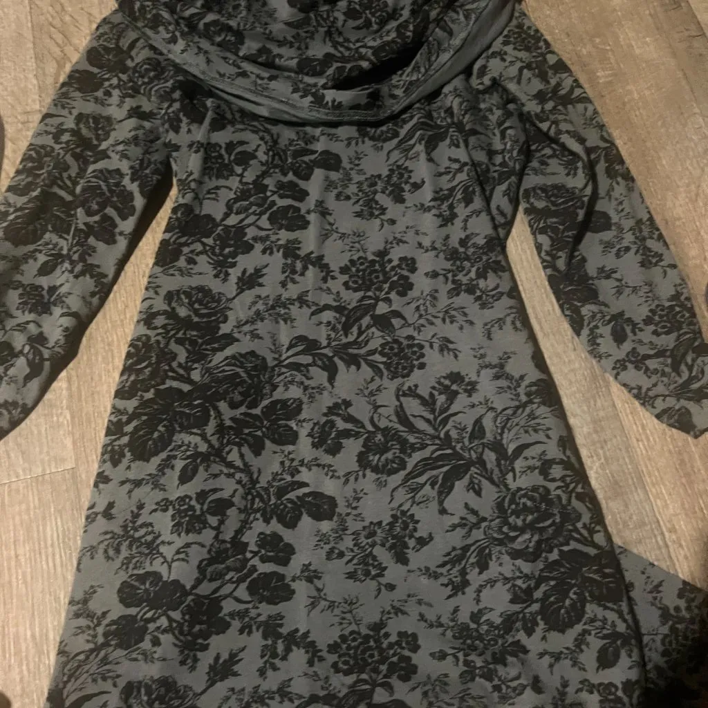 Effie's Heart XS turtleneck cowl neck top Black - Image 6