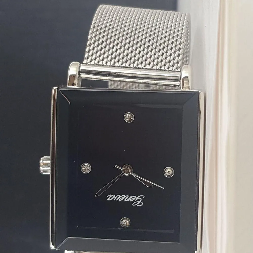 Geneva Unisex Silver Tone Watch with Mesh Band - Image 3